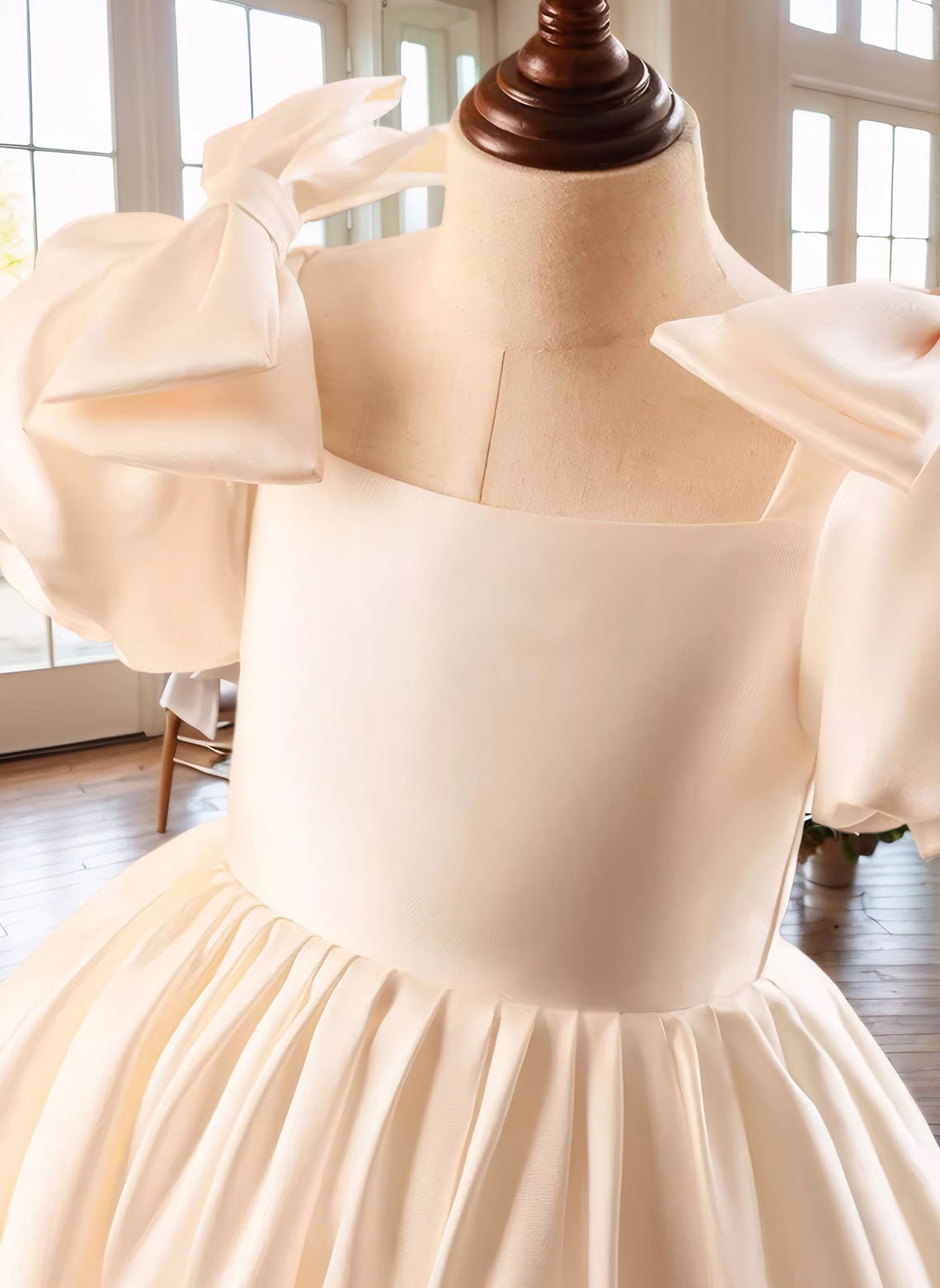 Floryme Ball-Gown/Princess Square Neck Satin Floor Length Flower Girl Dress With Bow