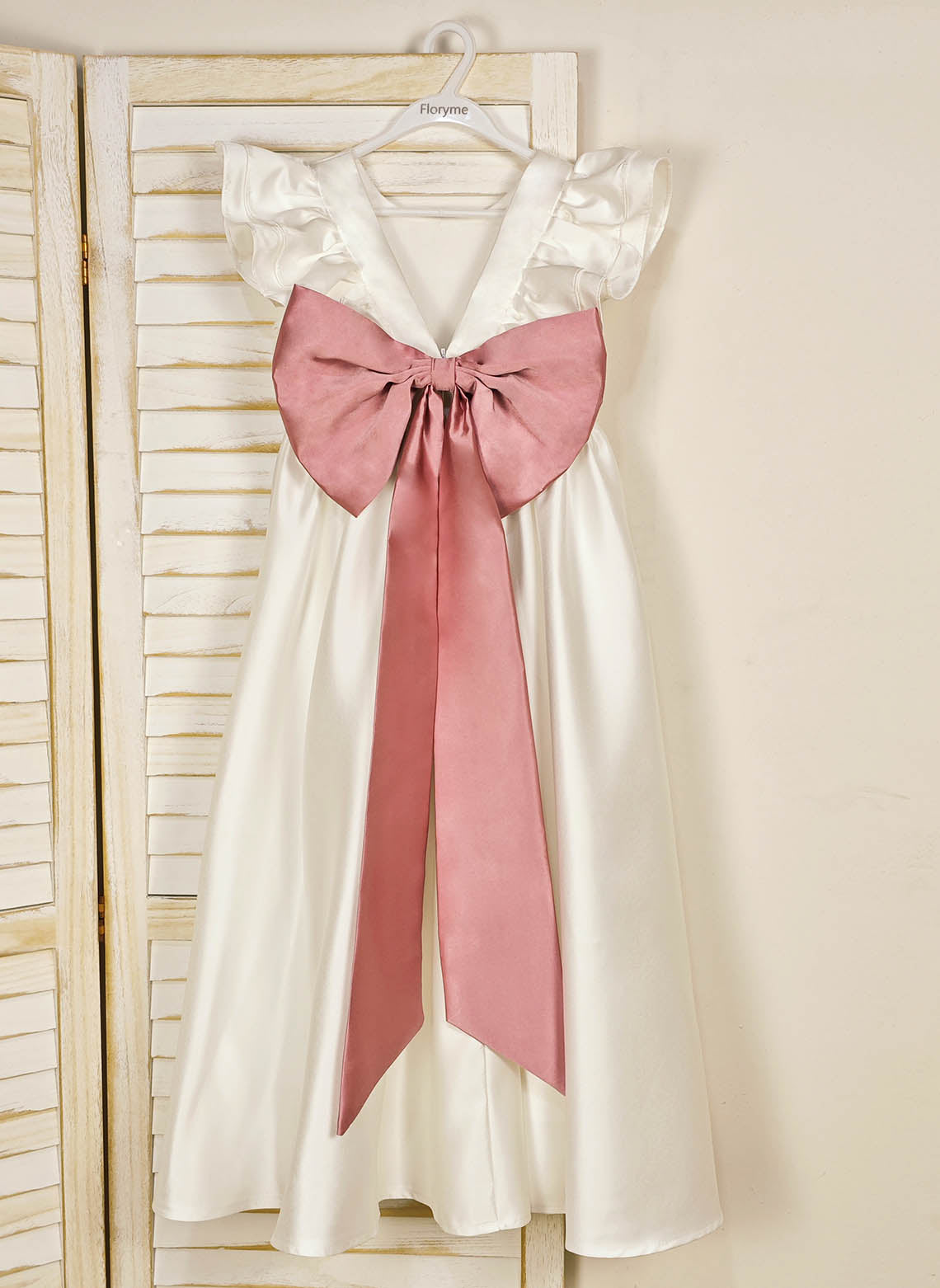 Floryme A-line Scoop Satin Floor-length Flower Girl Dress With Bow