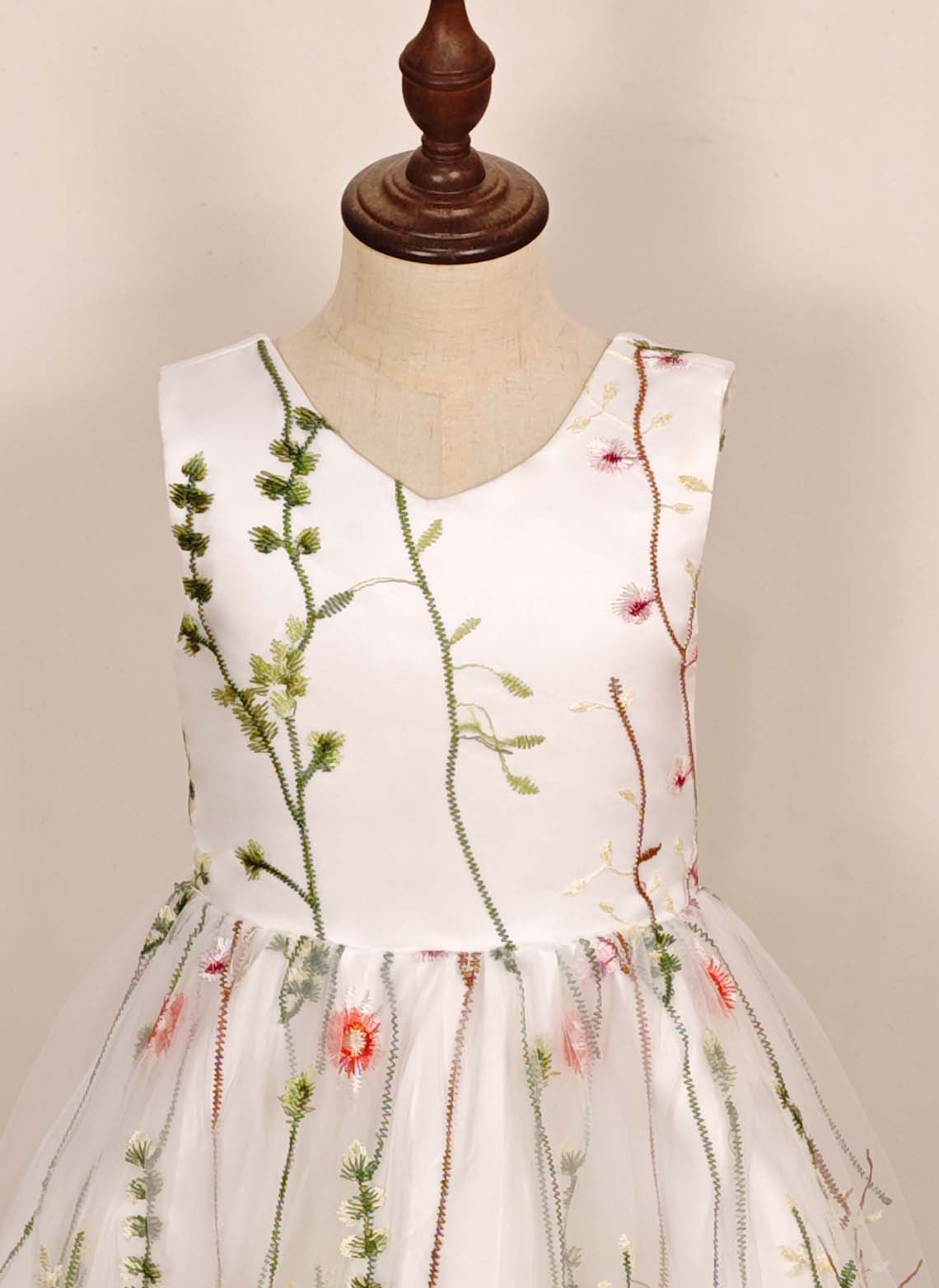 A-line V-Neck Lace/Floral Floor-Length Flower Girl Dress With Bow