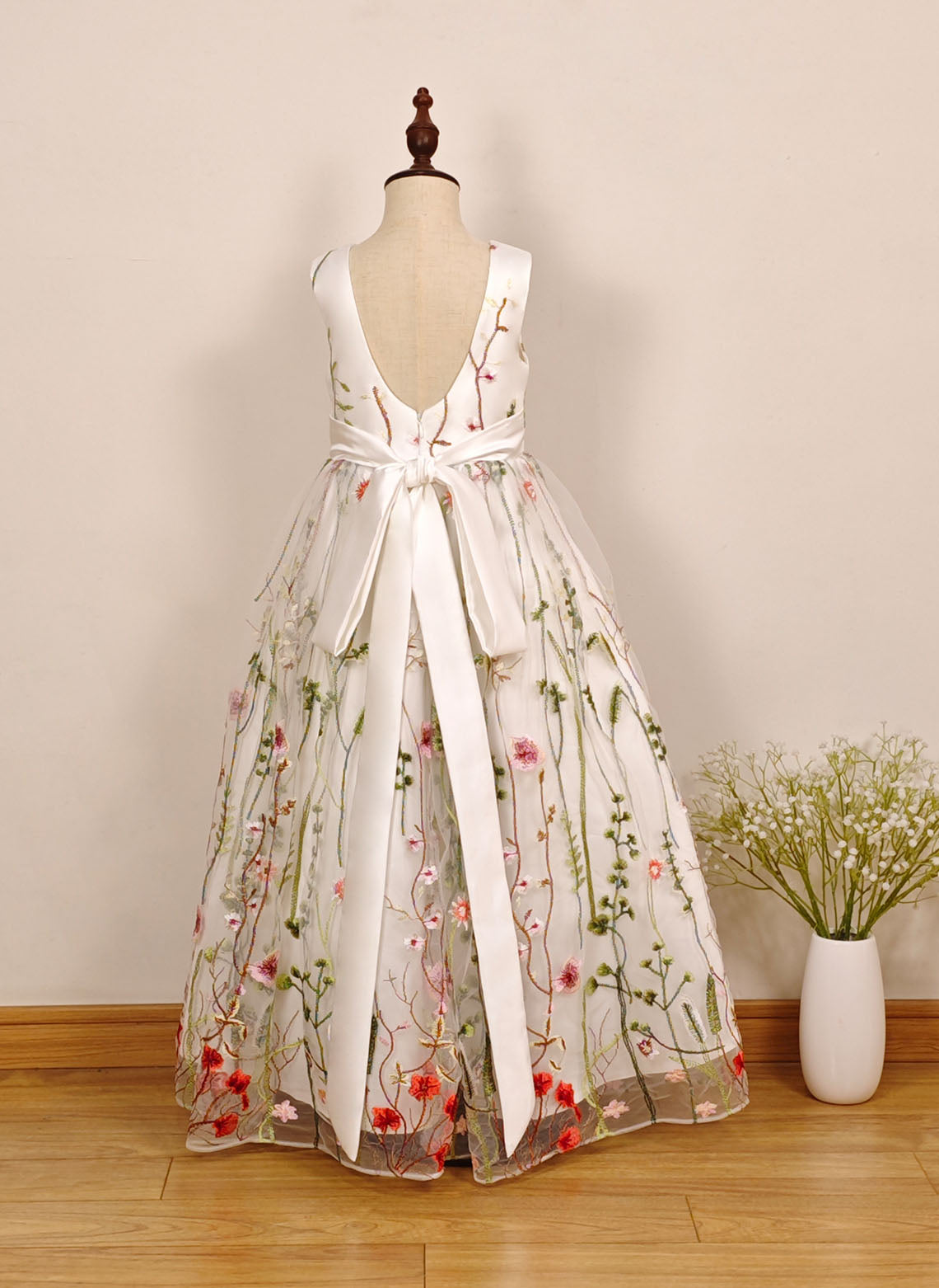A-line V-Neck Lace/Floral Floor-Length Flower Girl Dress With Bow