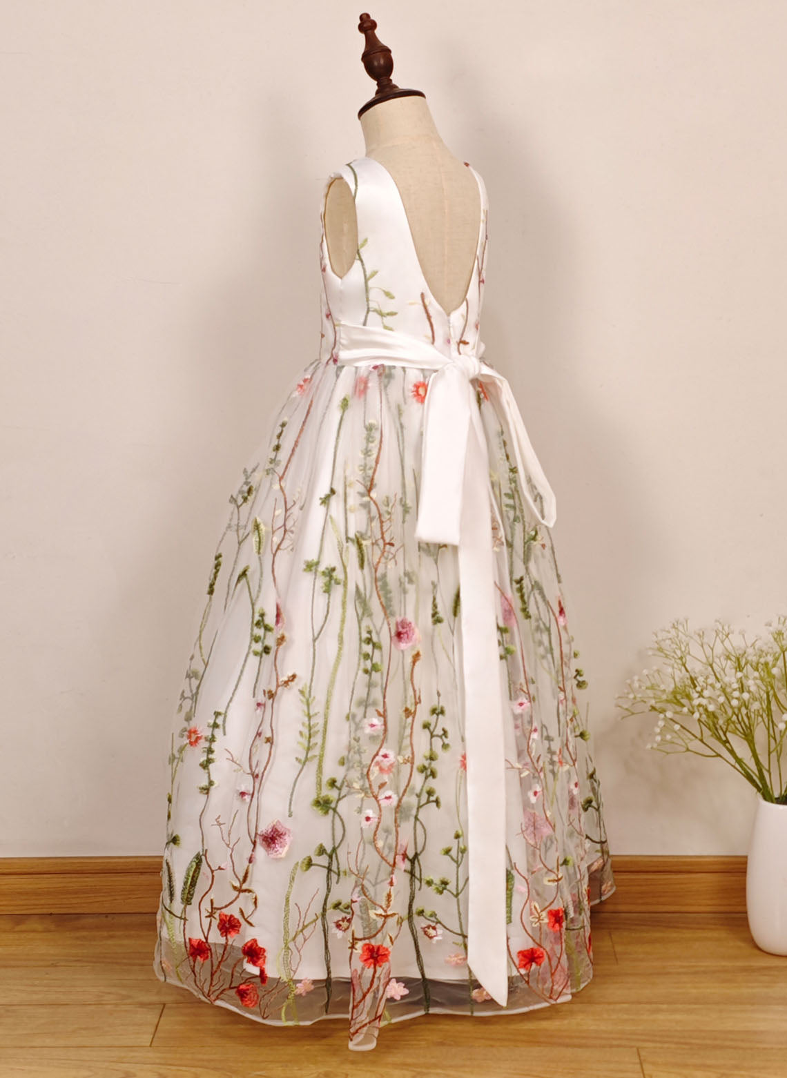 A-line V-Neck Lace/Floral Floor-Length Flower Girl Dress With Bow