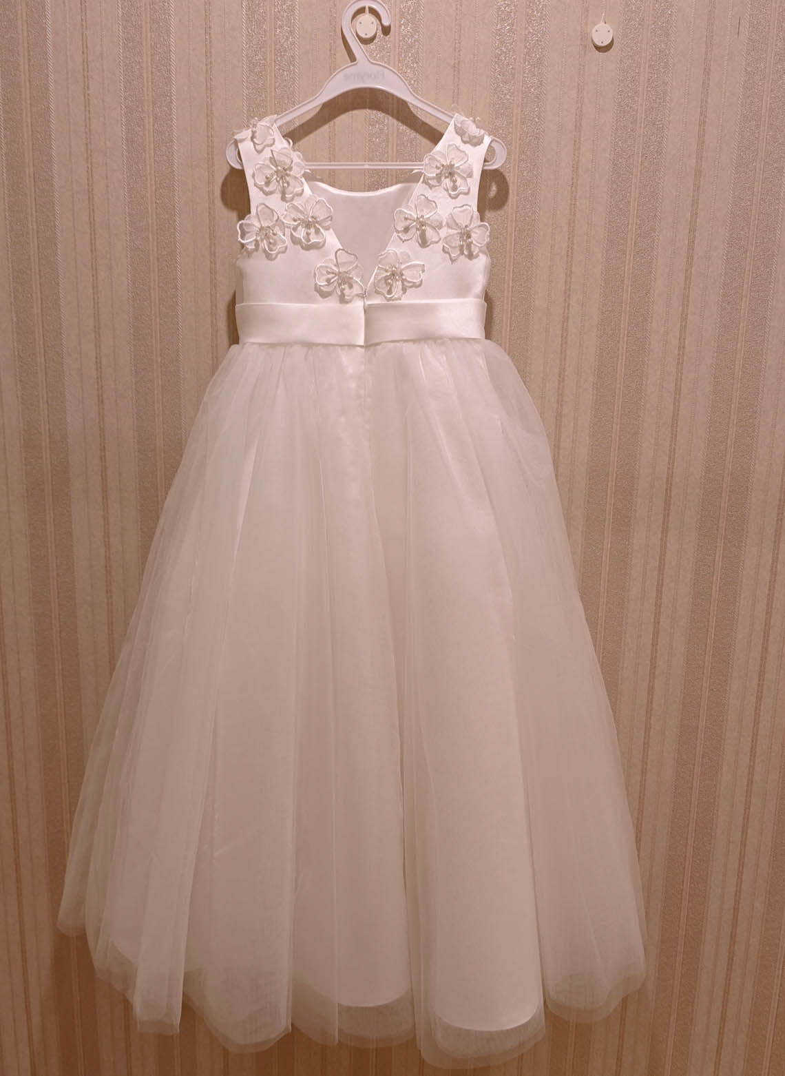 Floryme Ball-gown/Princess Scoop Neck Satin Tulle Floor-length Flower Girl Dress With Bow