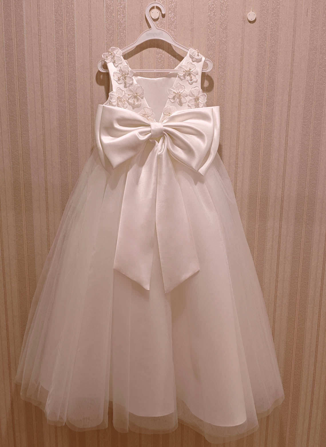 Floryme Ball-gown/Princess Scoop Neck Satin Tulle Floor-length Flower Girl Dress With Bow