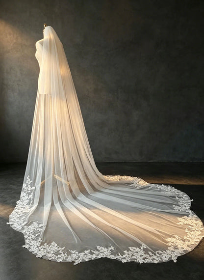 Floryme Single Tier Bridal Cathedral Length 118" Lace Cut Edge Wedding Veil