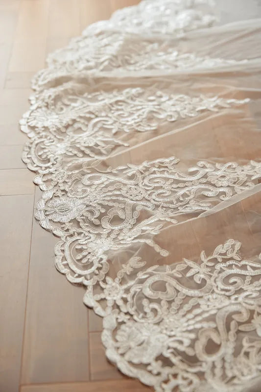 Floryme Single Tier Bridal Cathedral Length 138" Lace Edge Wedding Veil