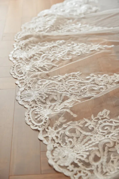 Floryme Single Tier Bridal Cathedral Length 138" Lace Edge Wedding Veil