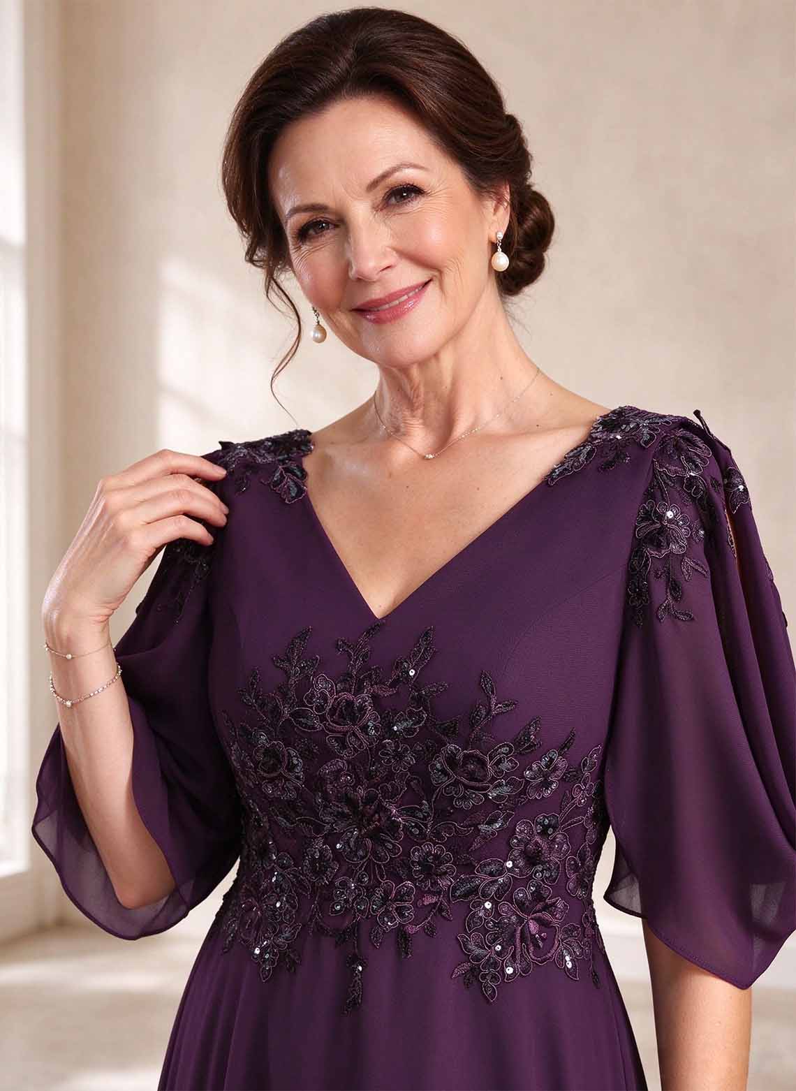 Floryme Grape A-line V-Neck Sequins Lace Mother of the Bride Dress