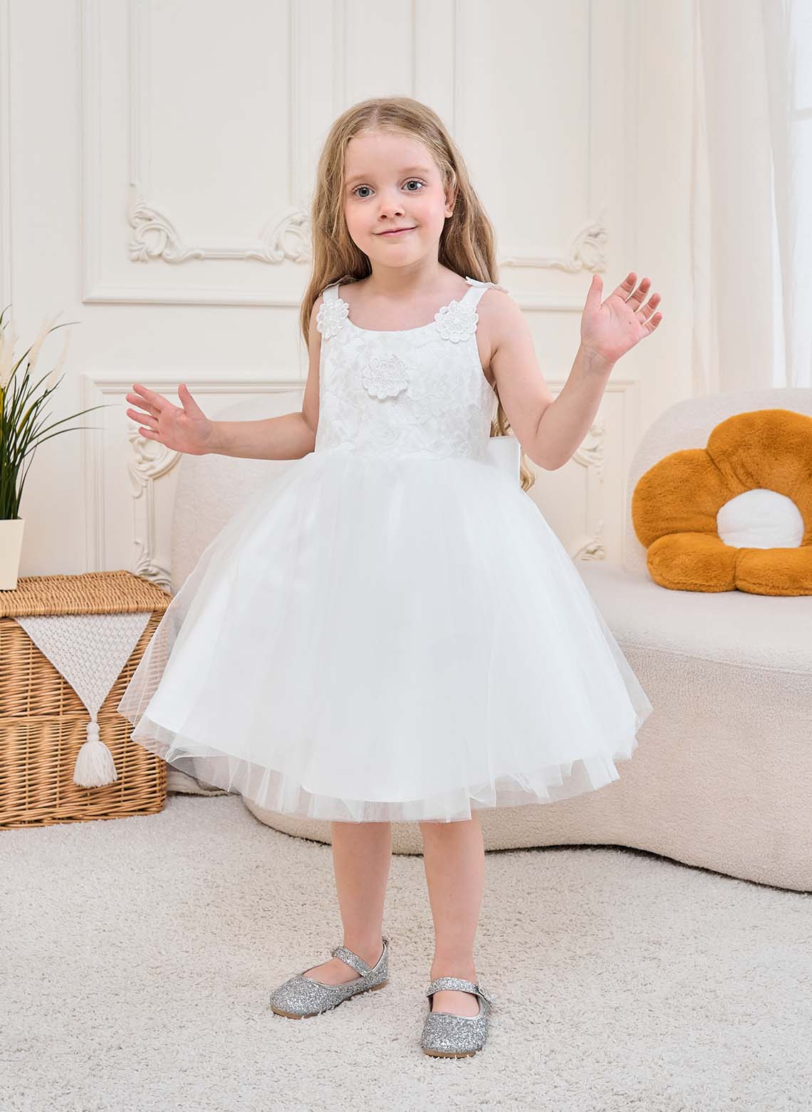 Floryme A-line Lace Tulle Knee-Length Flower Girl's Dress