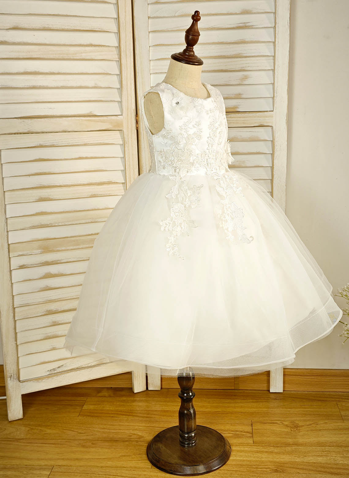 Floryme Ball-Gown/Princess Scoop Lace/Tulle Tea-Length Flower Girl Dress With 3D Flowers