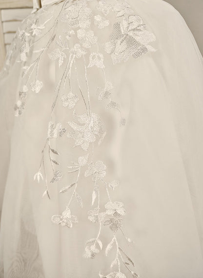 Floryme Ball-Gown Scoop Tulle/Satin Tea-Length Flower Girl Dress With Lace Applique