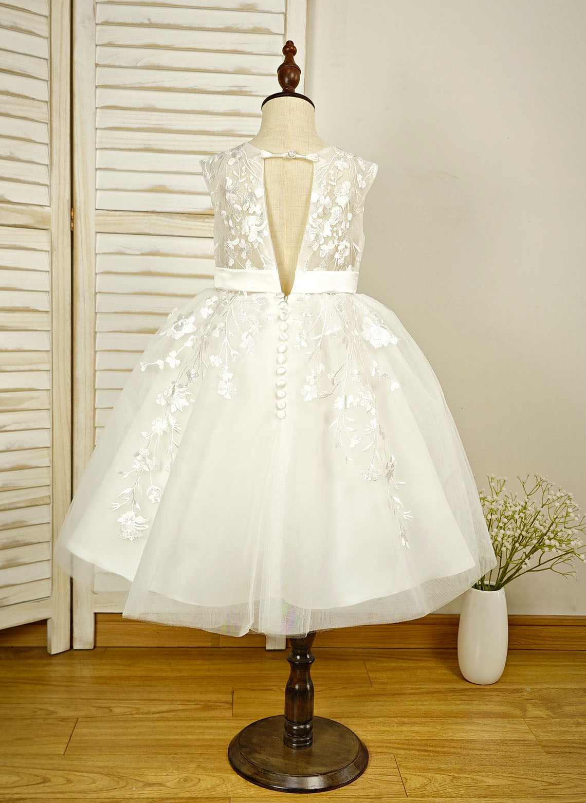Floryme Ball-Gown Scoop Tulle/Satin Tea-Length Flower Girl Dress With Lace Applique