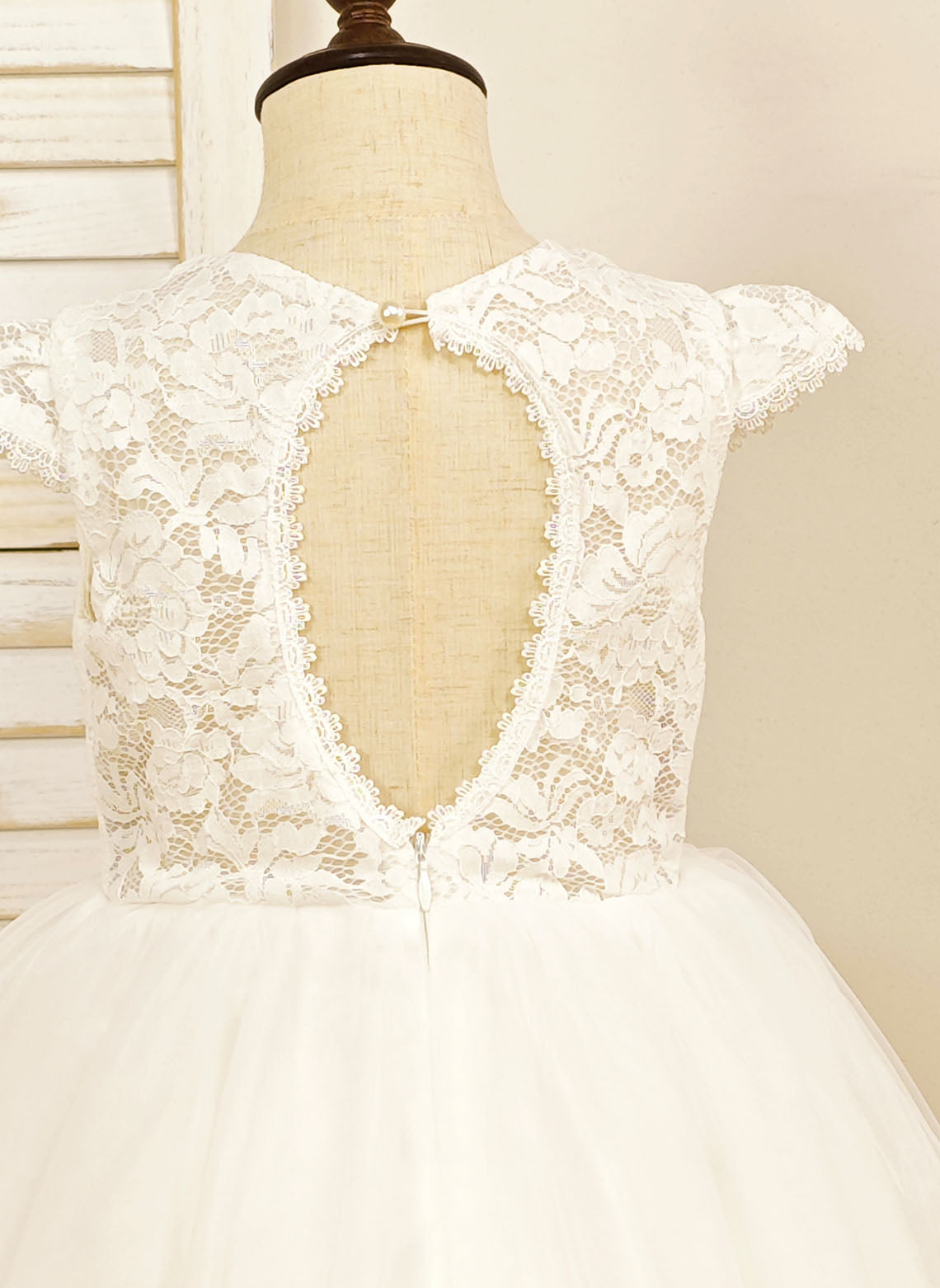 Floryme A-line Scoop Tulle/Lace Floor-length Flower Girl Dress