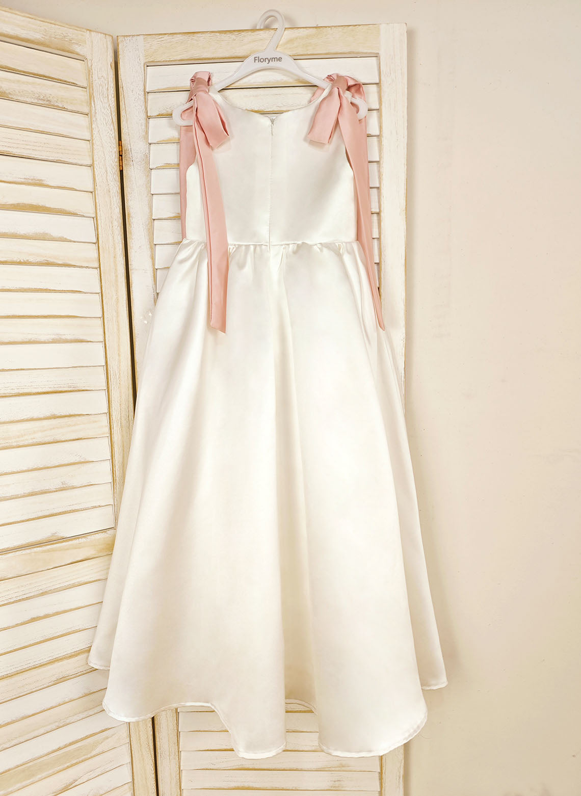 Floryme A-line Scoop Satin Floor-length Flower Girl Dress With Bow