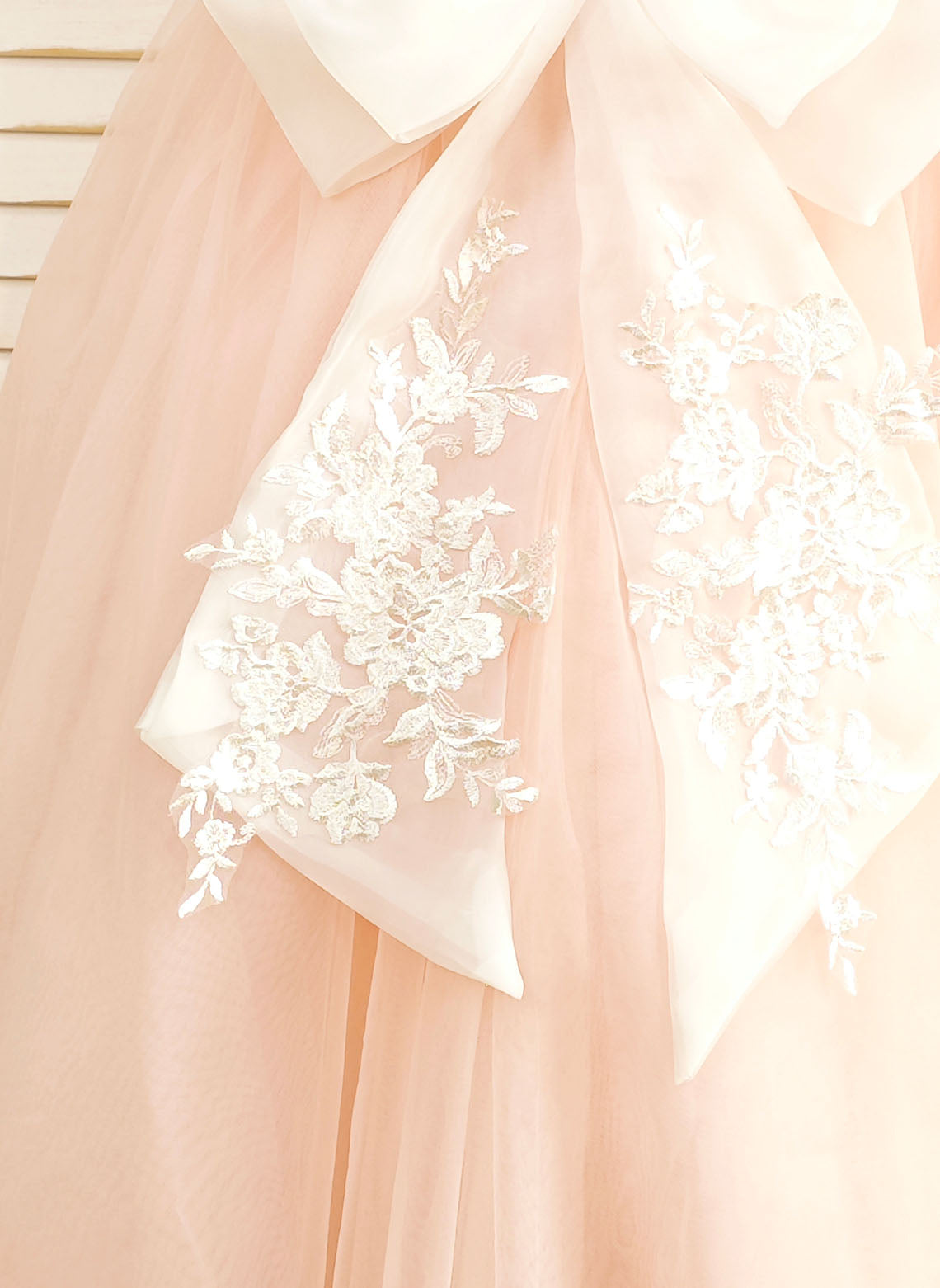 Floryme Ball-Gown Scoop Tulle Floor-length Flower Girl Dress With Bow/Lace Applique