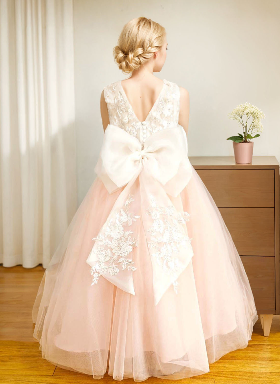Floryme Ball-Gown Scoop Tulle Floor-length Flower Girl Dress With Bow/Lace Applique