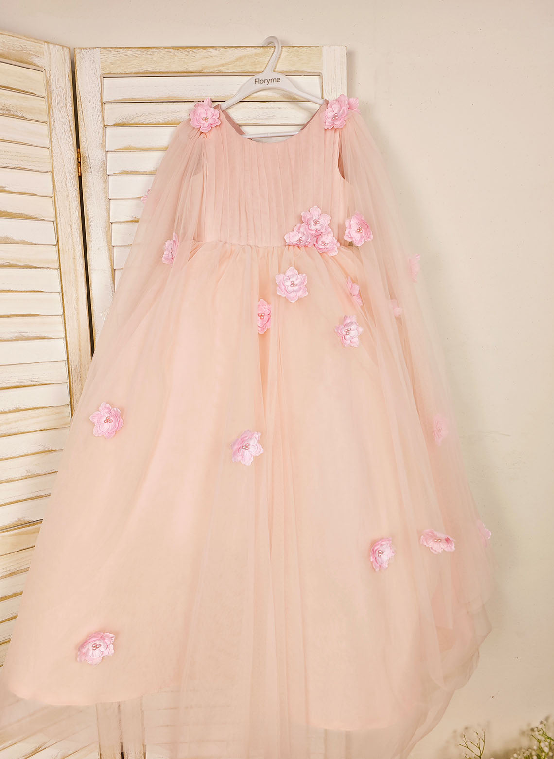Floryme Ball-Gown Scoop Tulle/Satin Floor-length Flower Girl Dress With 3D Flower/Beading