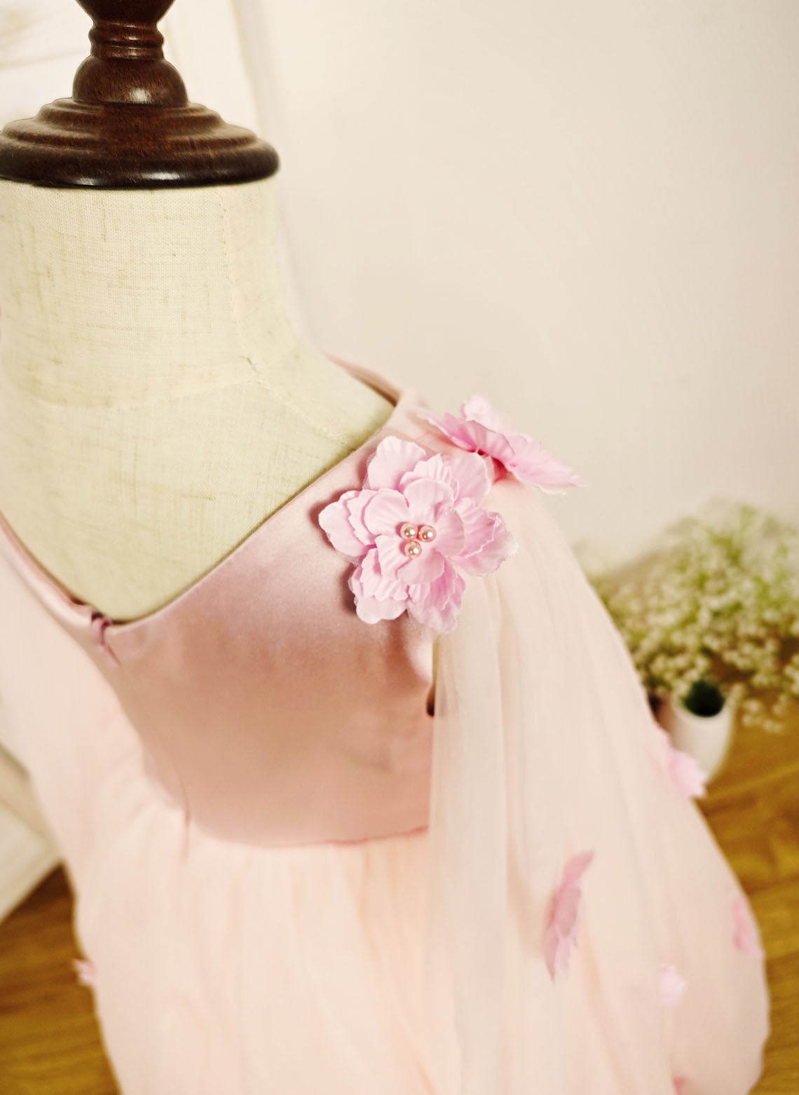 Floryme Ball-Gown Scoop Tulle/Satin Floor-length Flower Girl Dress With 3D Flower/Beading