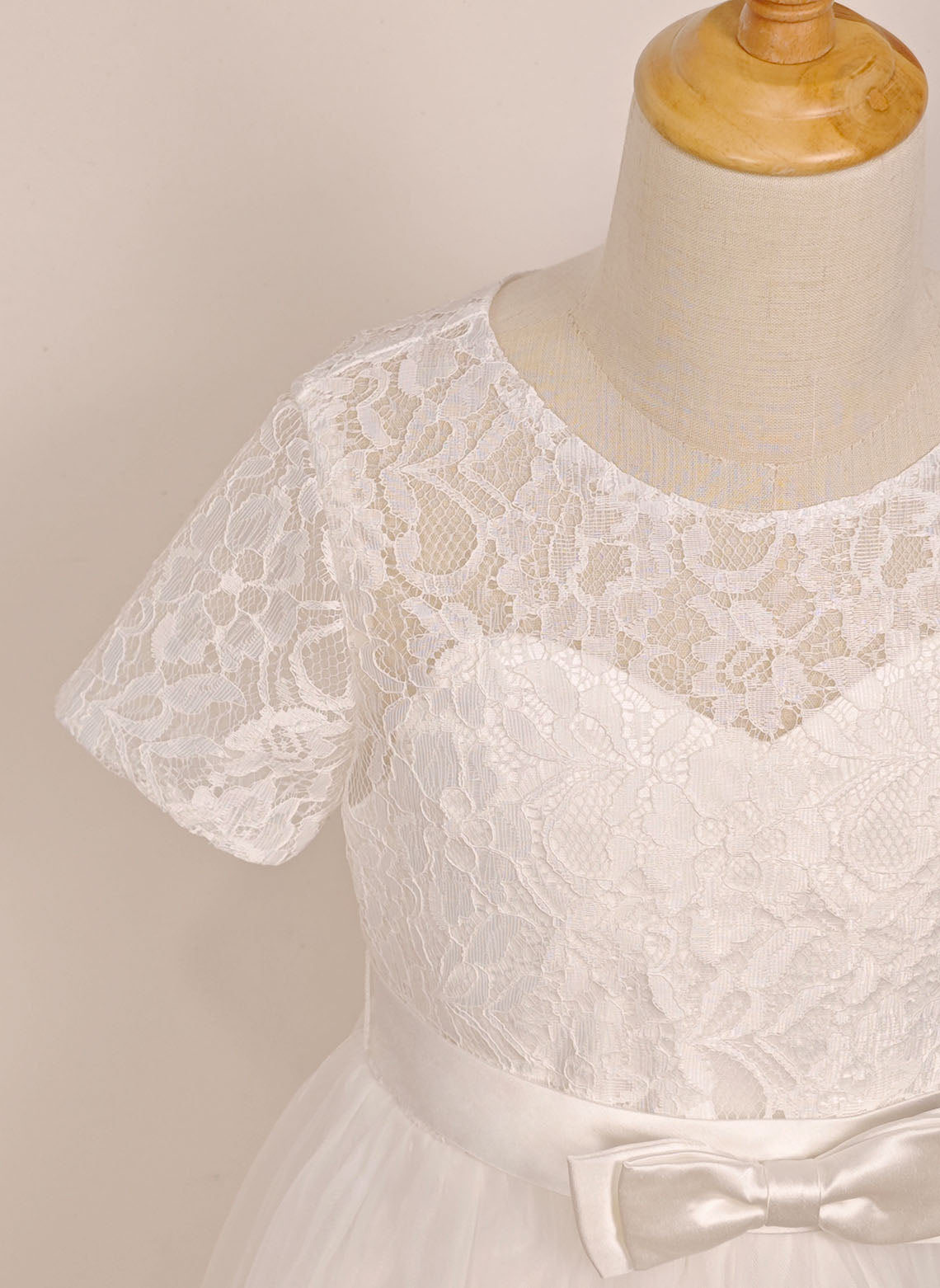 Floryme A-line Scoop Tulle/Lace Tea-length Flower Girl Dress With Bow