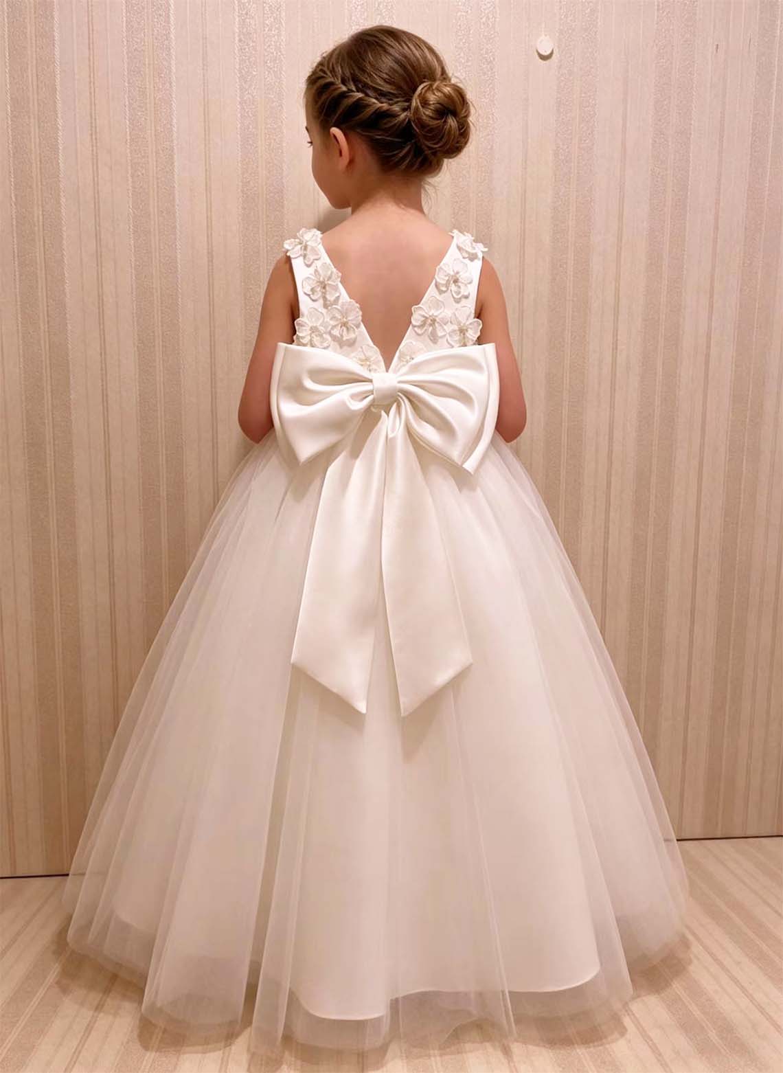 Floryme Ball-gown/Princess Scoop Neck Satin Tulle Floor-length Flower Girl Dress With Bow